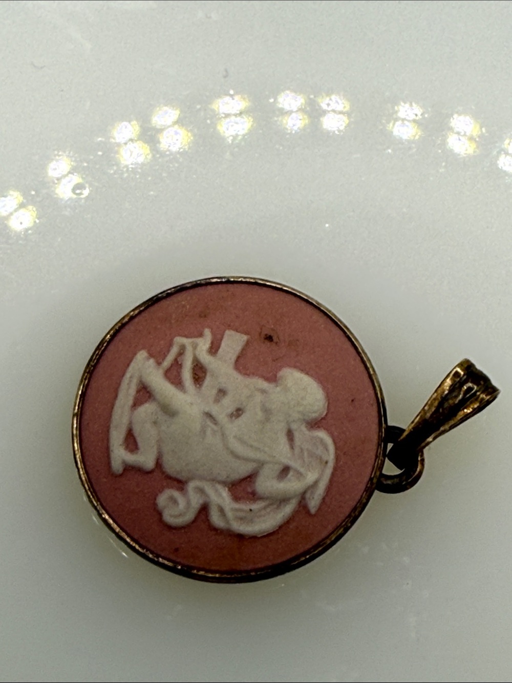 Antique sterling silver Pink lilac Wedgewood Cameo Disc Pendant charm cherub ⭐️ - Picture 8 of 16